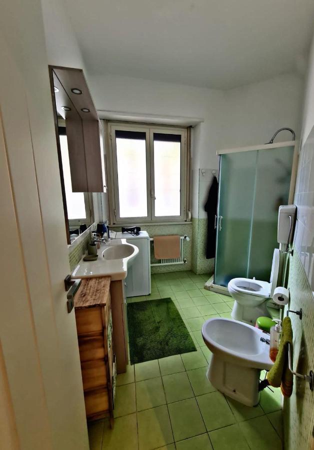 Modern Apartment Cozy Style ローマ エクステリア 写真